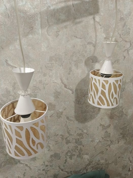 Продам люстру . Цена 6000. В идеальном состоянии