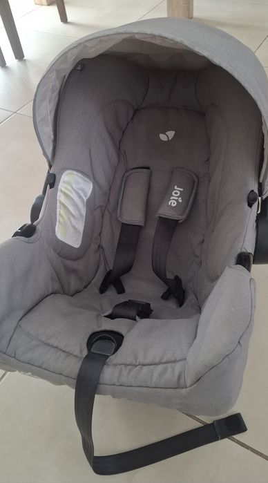 Vând scoică auto Joie Gemm 0-13 kg