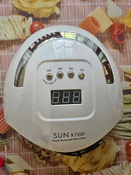 SUN X7 MAX UV/LED лампа за маникюр