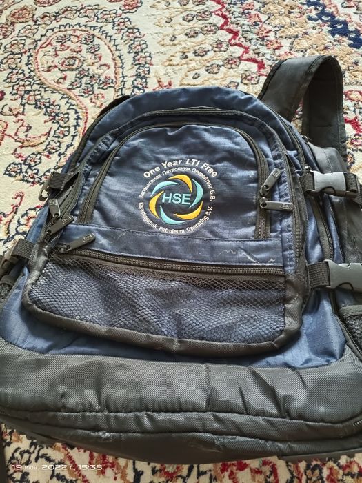 Продам рюкзак фирменный