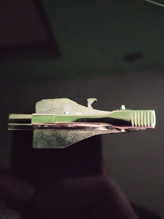 Игла за вратовръзка, нова!