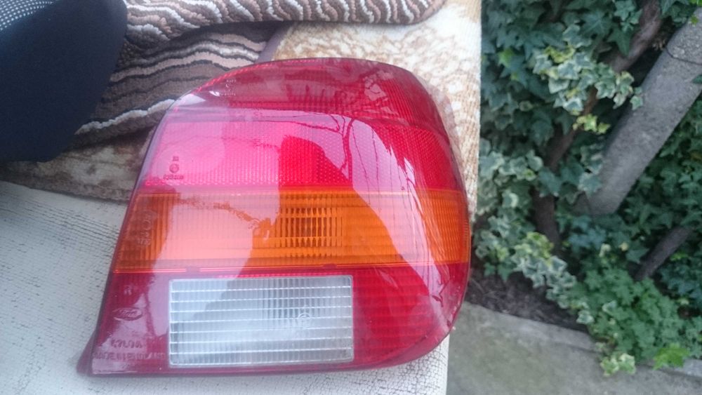 стоп Форд Фиеста десен