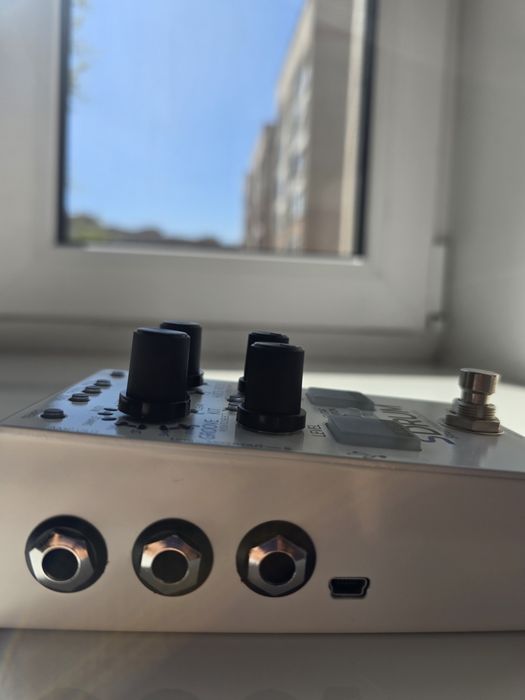 Продам гитарную педаль digitech sdrum