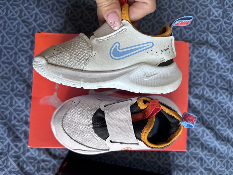 Маратонки Nike Flex runner