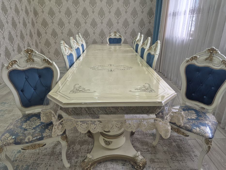 Столы стулья для зал