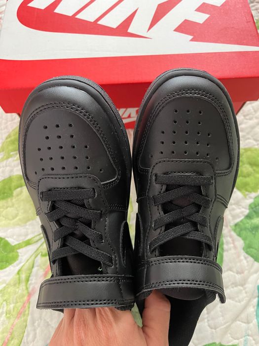 Продавам кецове Найк