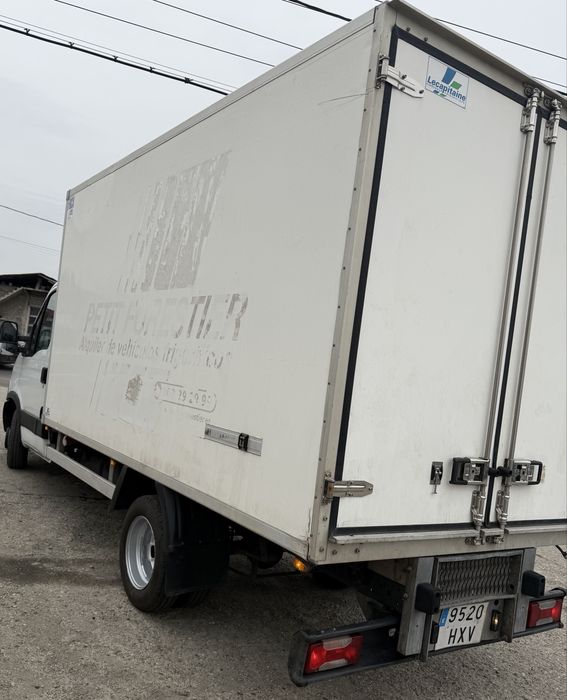 Iveco daily cu cub frugorific