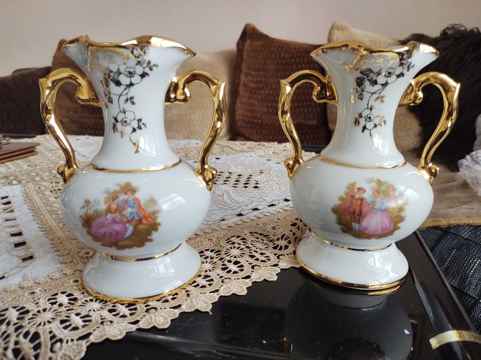 Комплект  винтидж 2бр Лимож вази, френски порцелан.