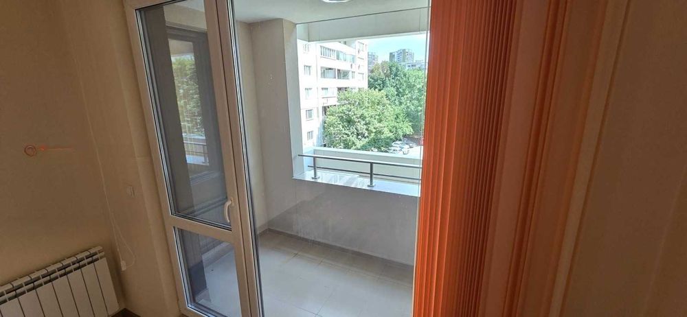 Дава се под наем Двустаен апартамент в София, Дианабад - 78 кв.м за 550 € - Снимка #8