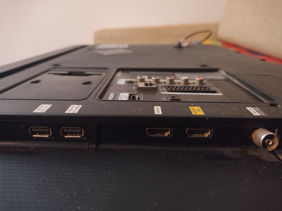 Продам ТВ Samsung 32