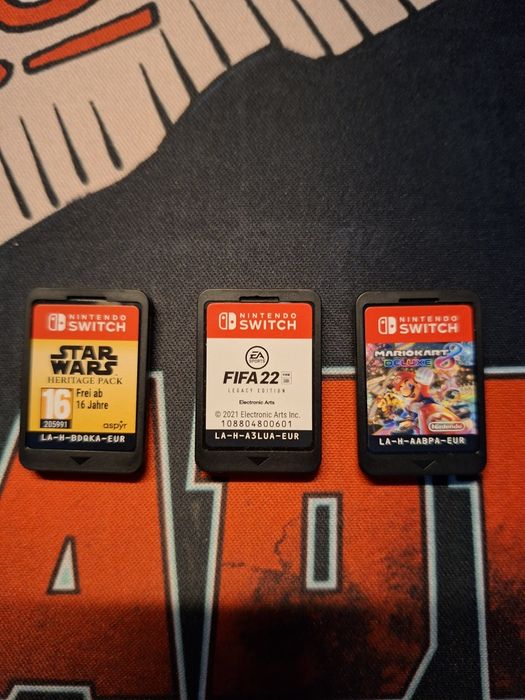 Nintendo Switch 1 със зарядно и игри