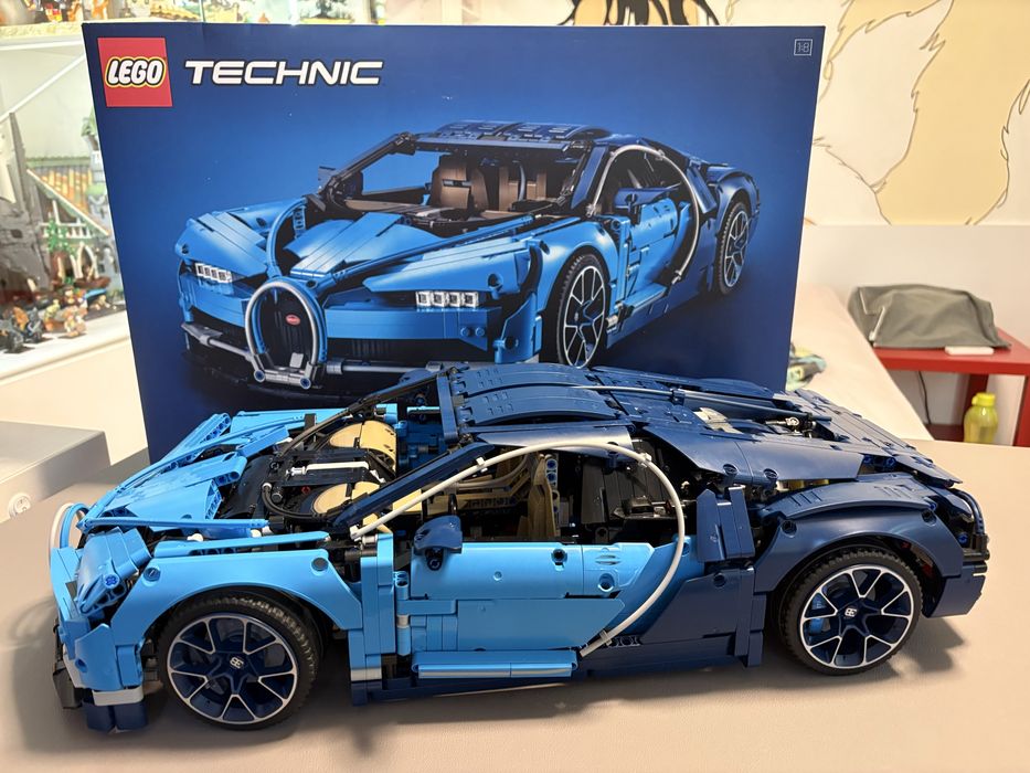 Продавам Lego Bugatti Chiron 42083
