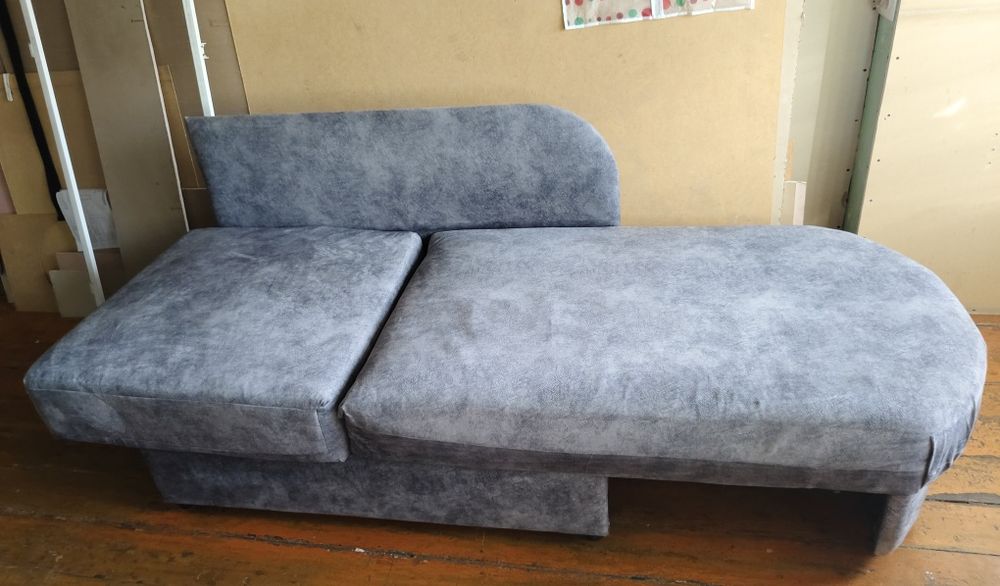 Продам тахту диванчик