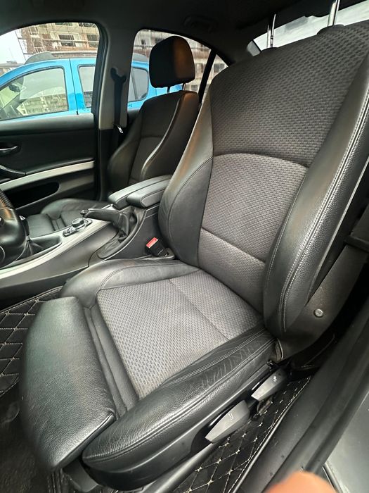 Curatare tapiterii auto/canapele detailing