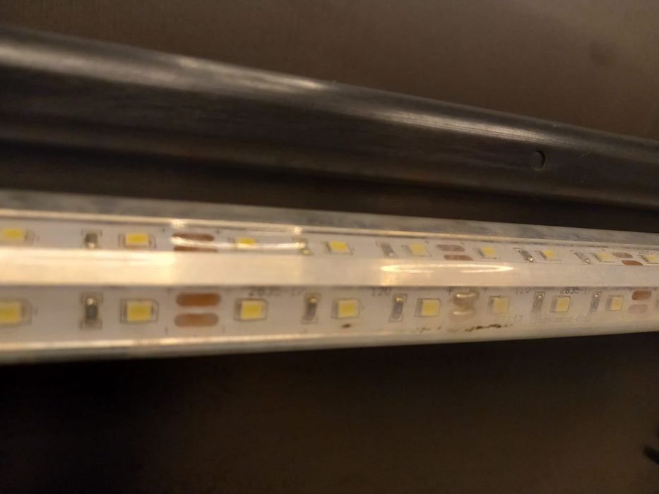 Vând acvariu diversa