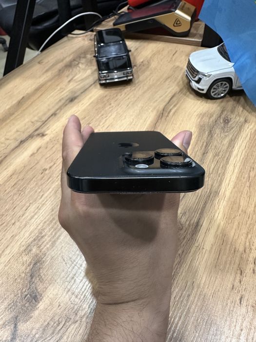 Продам iphone 16 pro 256gb
