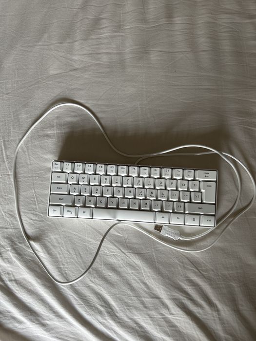 60% Геймърска Механична Клавиатура