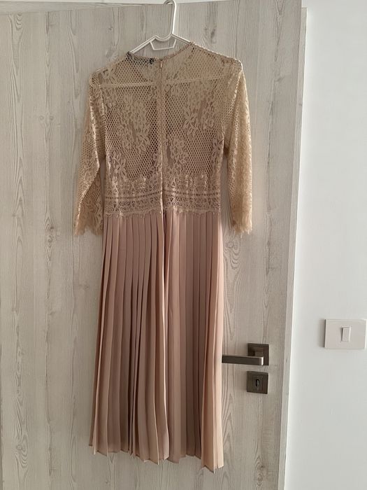 Vand rochii elegante