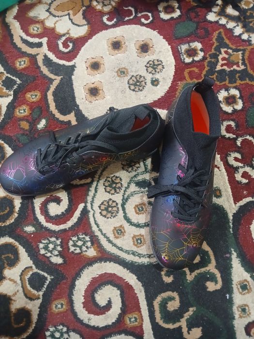 Erkaklar sport oyoq kiymi