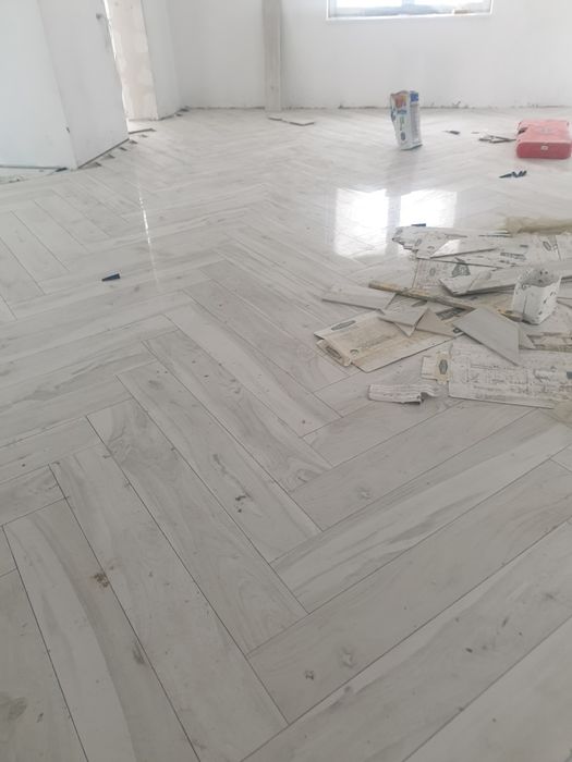 Amenajări interioare finisaje