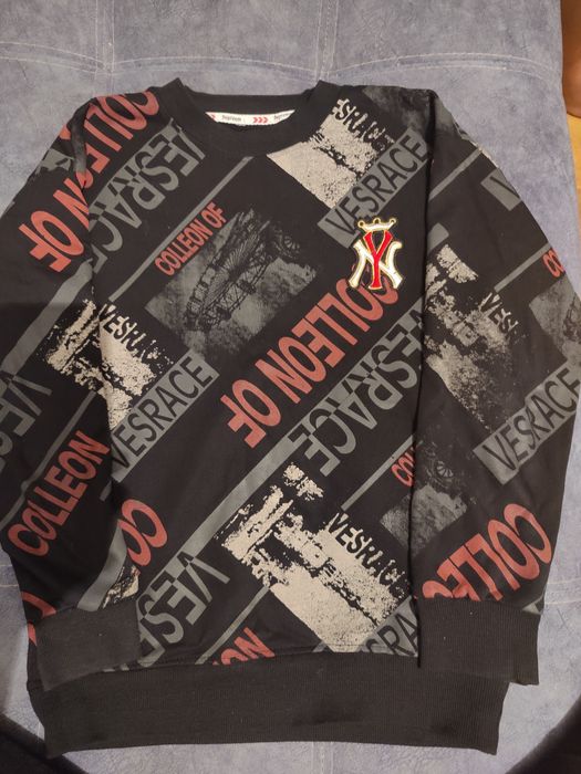 Продам худи,и толстовку.            .