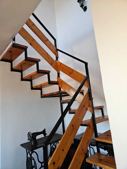 VILĂ ca-n povești situată într-o OAZĂ de VERDEAȚĂ