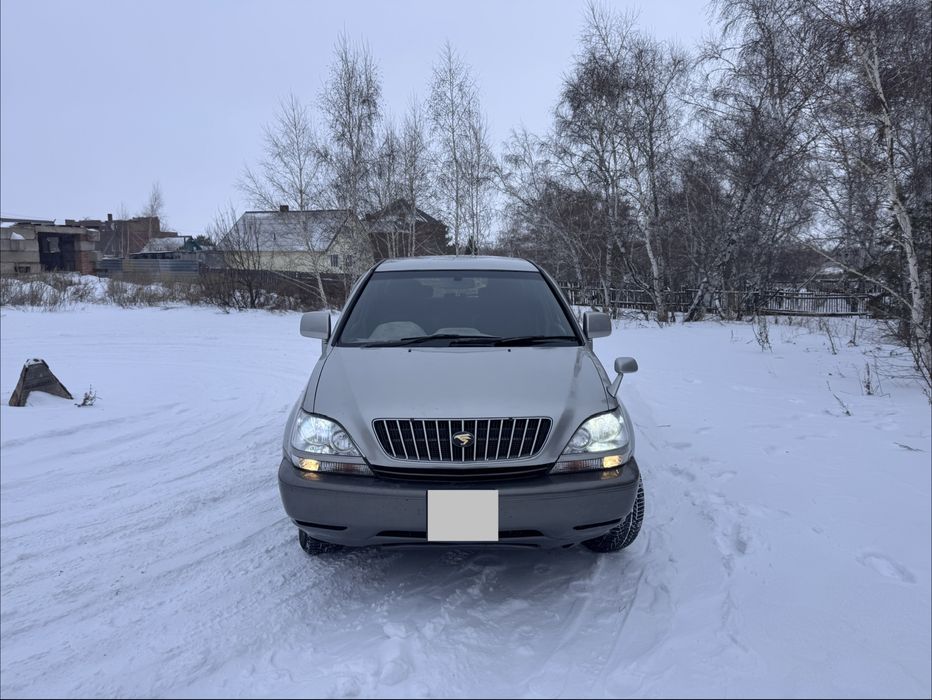 Toyota Harrier 1 поколение