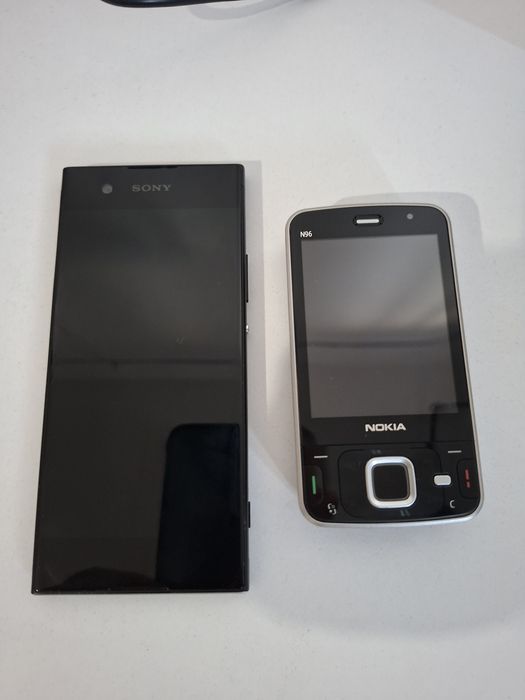 Telefon Nokia N96 si Sony Xperia