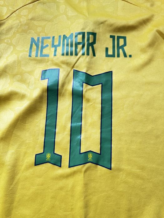 Сороконожки и форма футбольная