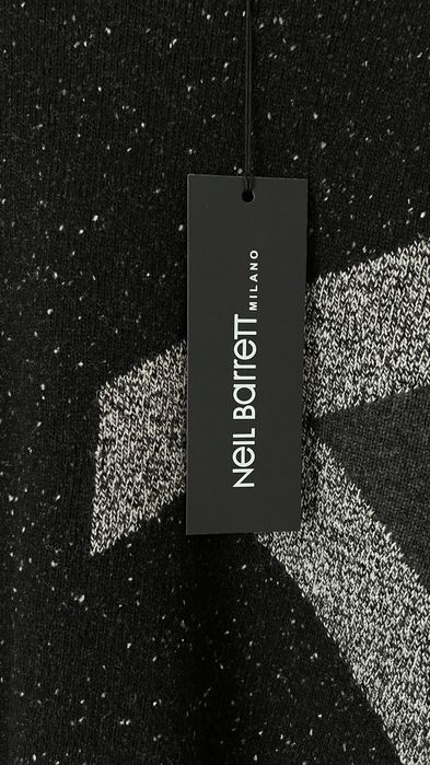 Neil Barrett - M - Оригинален пуловер