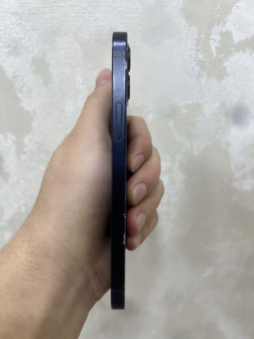 iPhone 12 ochilmagan usta kormagan 1 oy garantiya