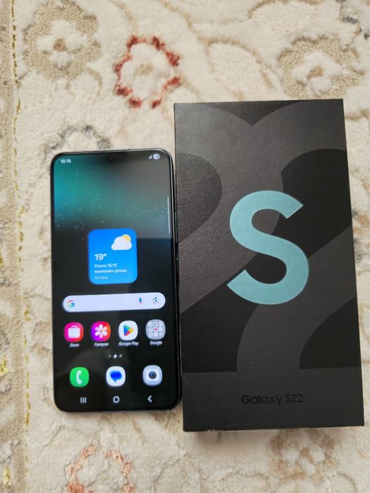 Samsung S22--5G.