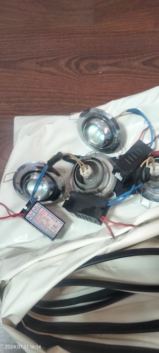 Продам софиты маленькие