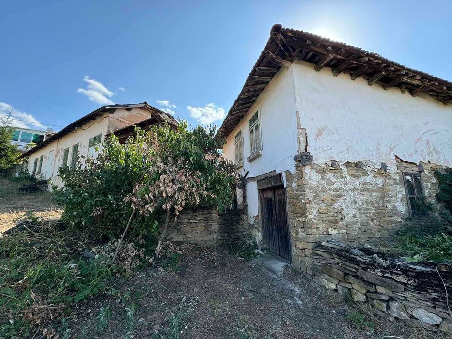 Продава се Къща в с. Пресяка, Област Ловеч - 242 кв.м за 74 €/кв.м - Снимка #10