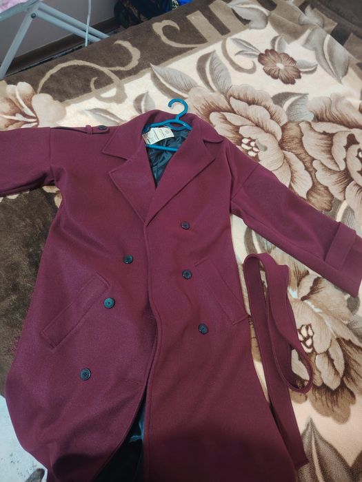 Palto ayollar uchun yangi