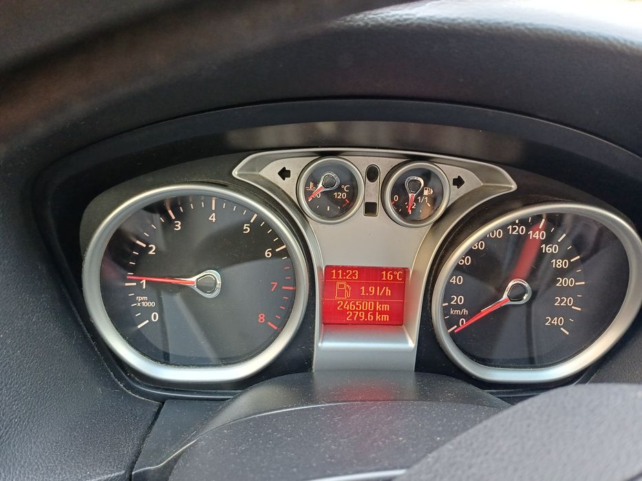 Ford focus 1.6 benzina GPL