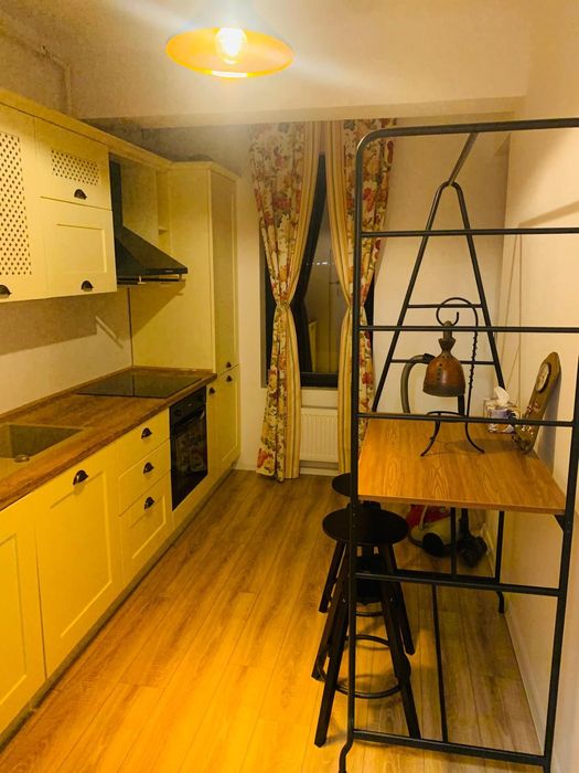 Inchiriez apartament nou 3 camere total mobilat și utilat, București, sector1