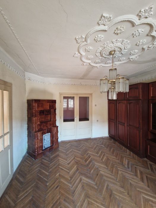 Casă de vânzare în Lipova, jud. Arad – zonă centrală, 250 m²