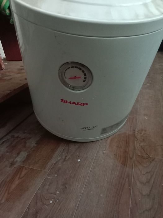 Аристон Аристон.