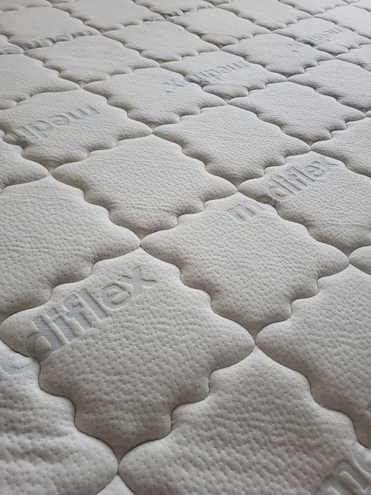 Матрас 2,0 м. на 1.6 м