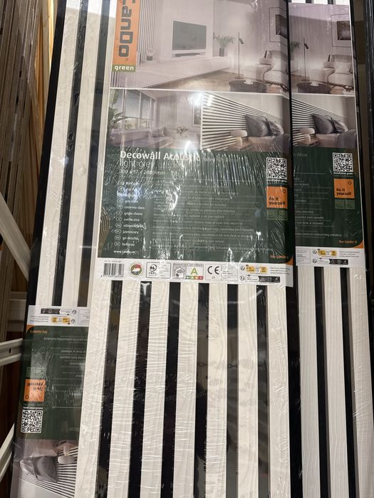 Riflaj cu izolatie fonica alb