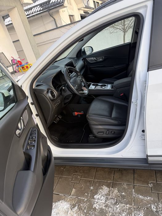 Hyundai Kona electric 64kw extra full
