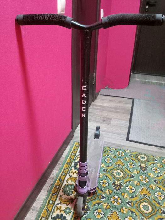 Самокат трюковой , в отличном состянии