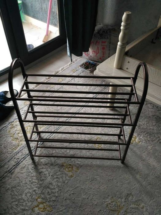 Продаю 4-ярусную металлическую полку для обуви, б/у