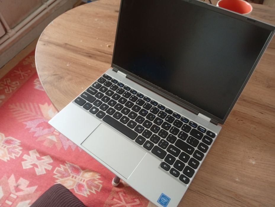 Windows 11 ноутбук