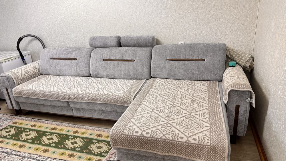 Диван для гостиной