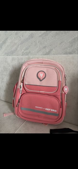 срочно продам школьные рюкзаки