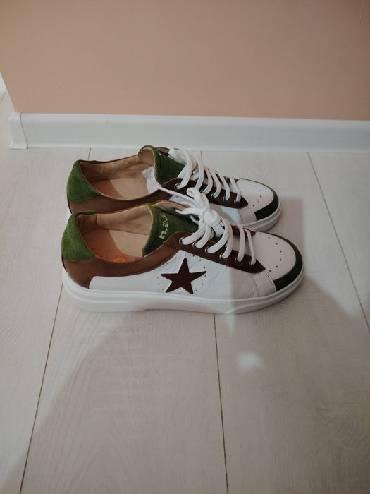 Adidași casual pentru barbati