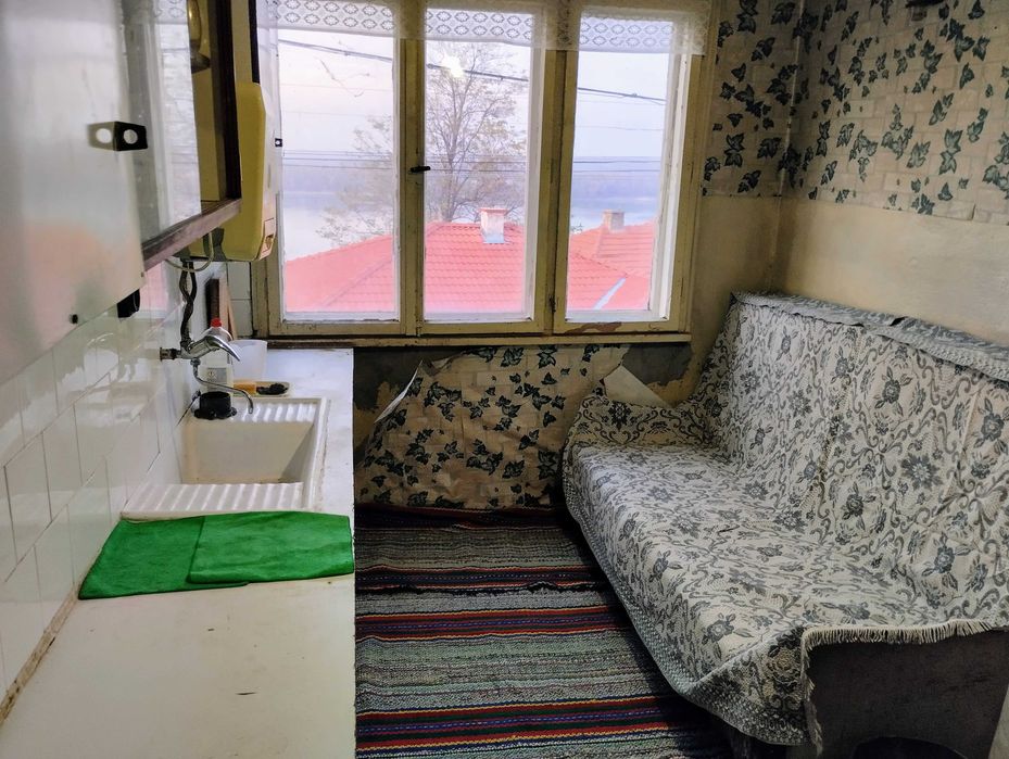 Продава се Къща в Тутракан - 79 кв.м за 614 €/кв.м - Снимка #11