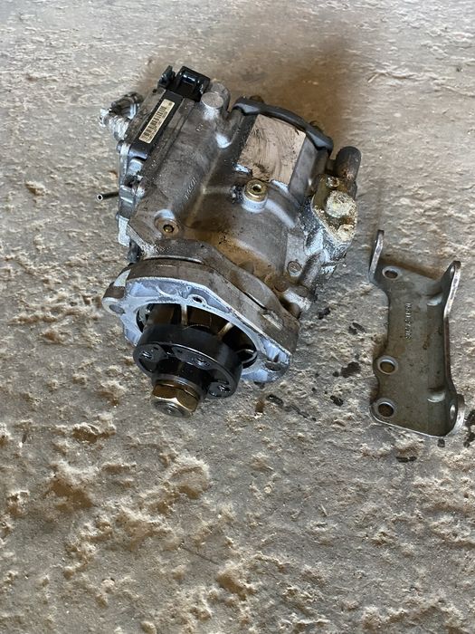 Vand pompa injectie patrol y61 3.0 di